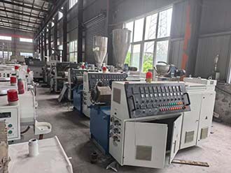 Цялото екструдерно оборудване е в процес на тестване.